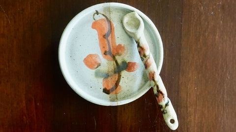 Miele di Castagno Ligure Artigianale 230 g + Set Ceramica  Fioritura d 'autunno Unico Piattino & Cucchiaino – Celle Ligure (Savona)